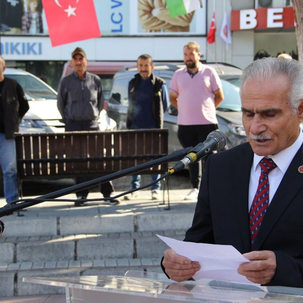 Sayın Kaymakamımız Fatih AKKAYA, 19 Ekim Muhtarlar Günü  münasebetiyle  düzenlenen kahvaltı programında muhtarlarımızla bir araya geldi