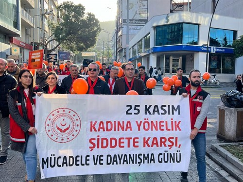 İlçemiz Kaymakamı Fatih AKKAYA “25 Kasım Kadına Yönelik Şiddetle Mücadele Günü” farkındalık programına katıldı